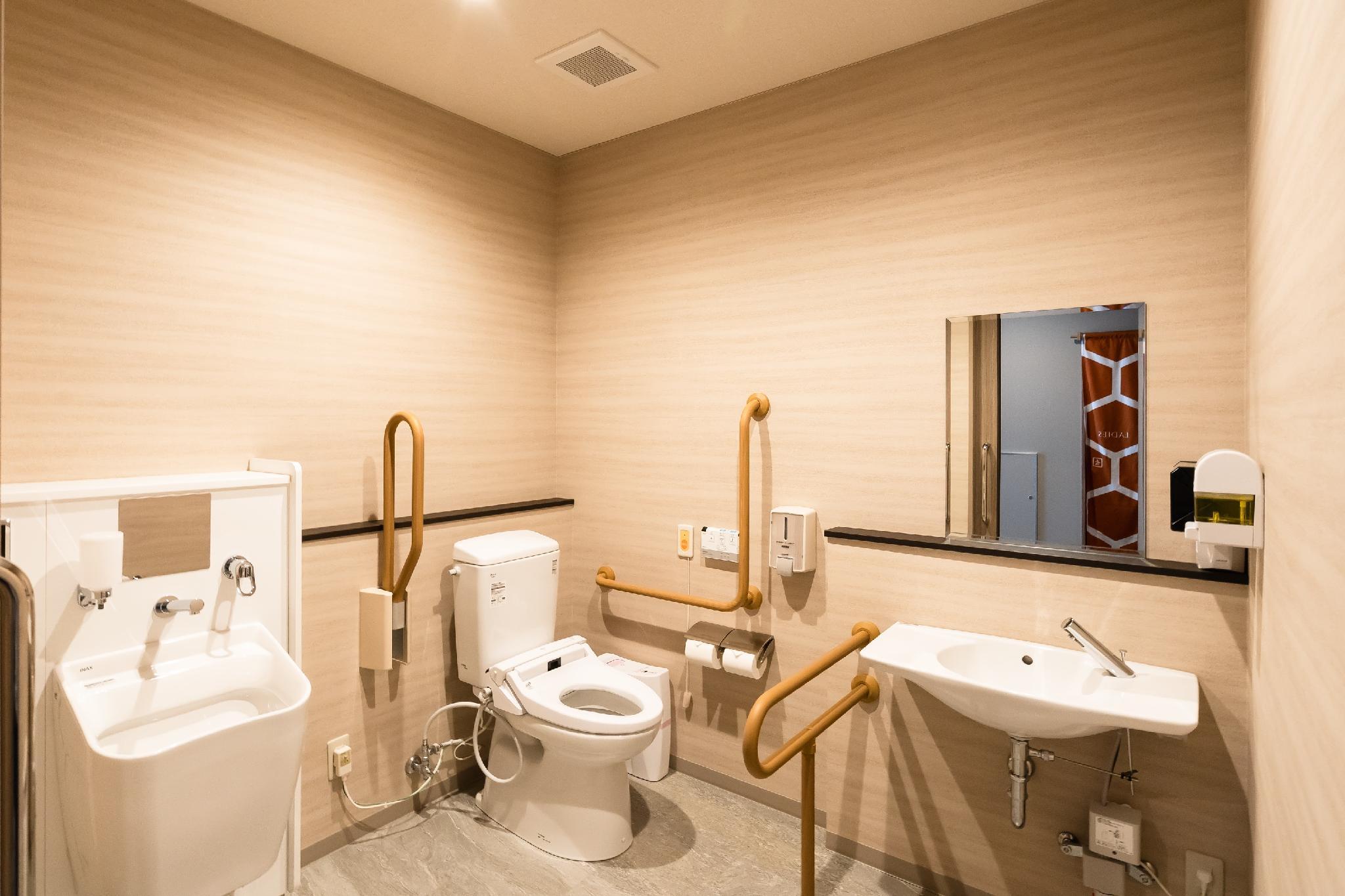 Hotel Winery And Hitohana Furano